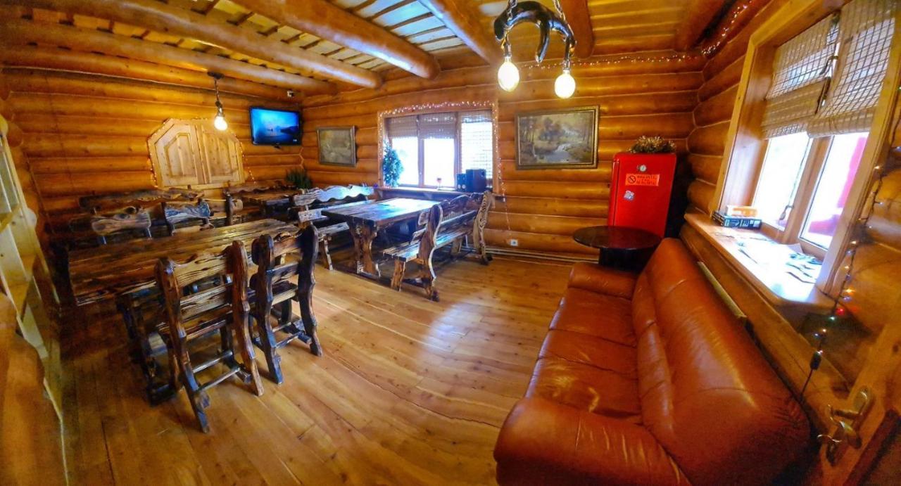 Дерев'Яний Котедж "Казка" Yaremche Exterior photo