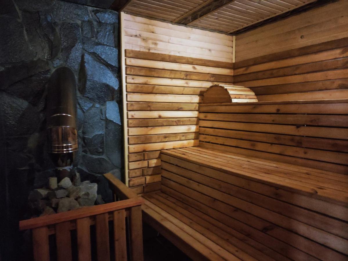Дерев'Яний Котедж "Казка" Yaremche Exterior photo