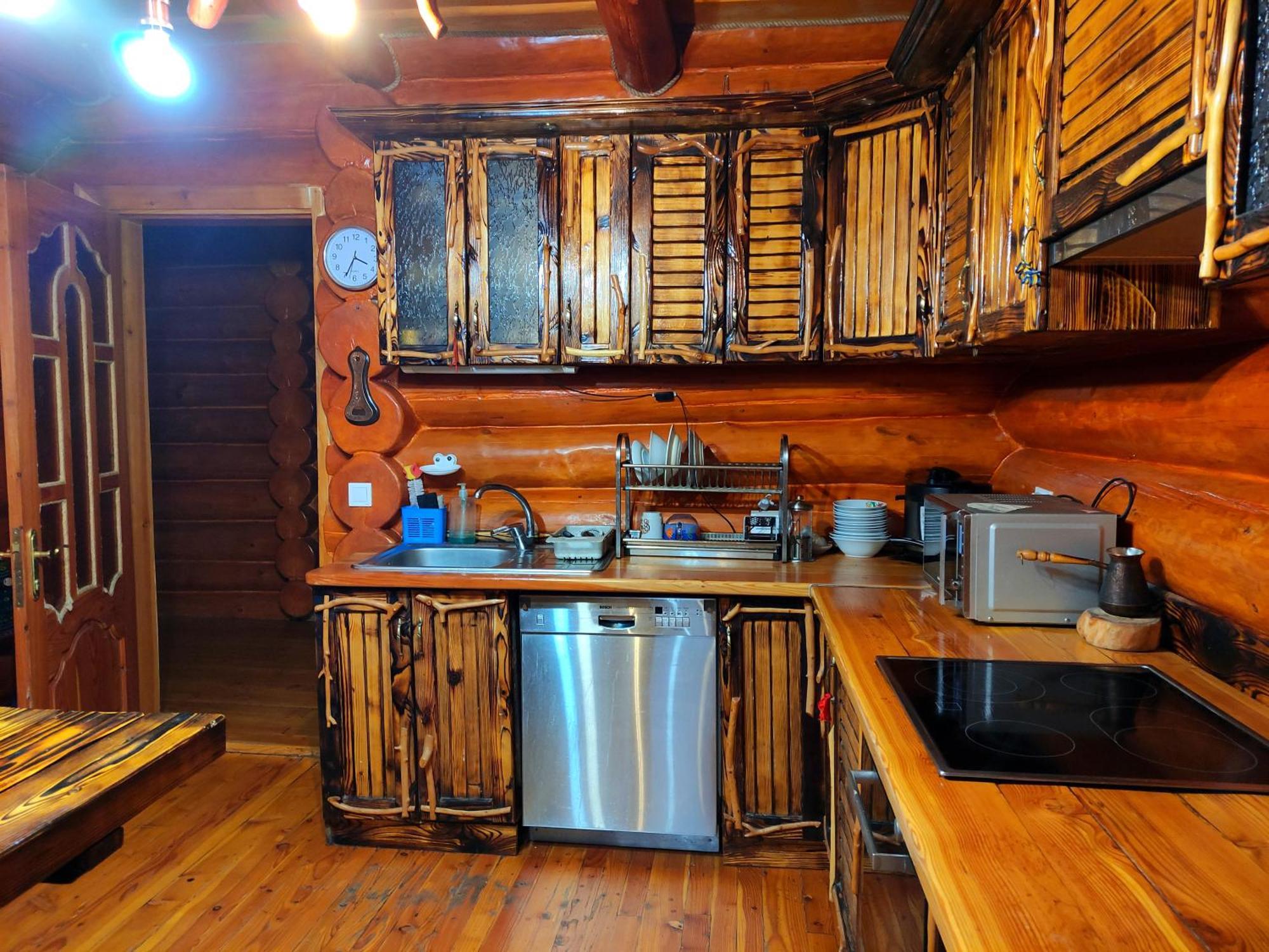 Дерев'Яний Котедж "Казка" Yaremche Exterior photo